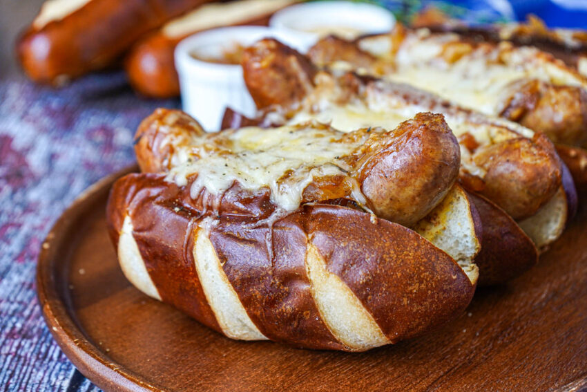 A Guide to the Best German Food To Try: Exploring Traditional Types of Food - Vimarsana News