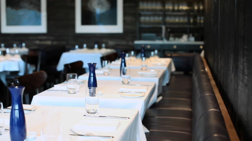 Booths or Tables- Tips for Choosing the Perfect Seating in Your Restaurant